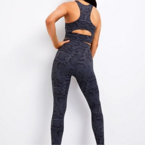 Anthropologie ALLFENIX Indie Python Racerback Sports Bra Medium - Picture 3 of 7